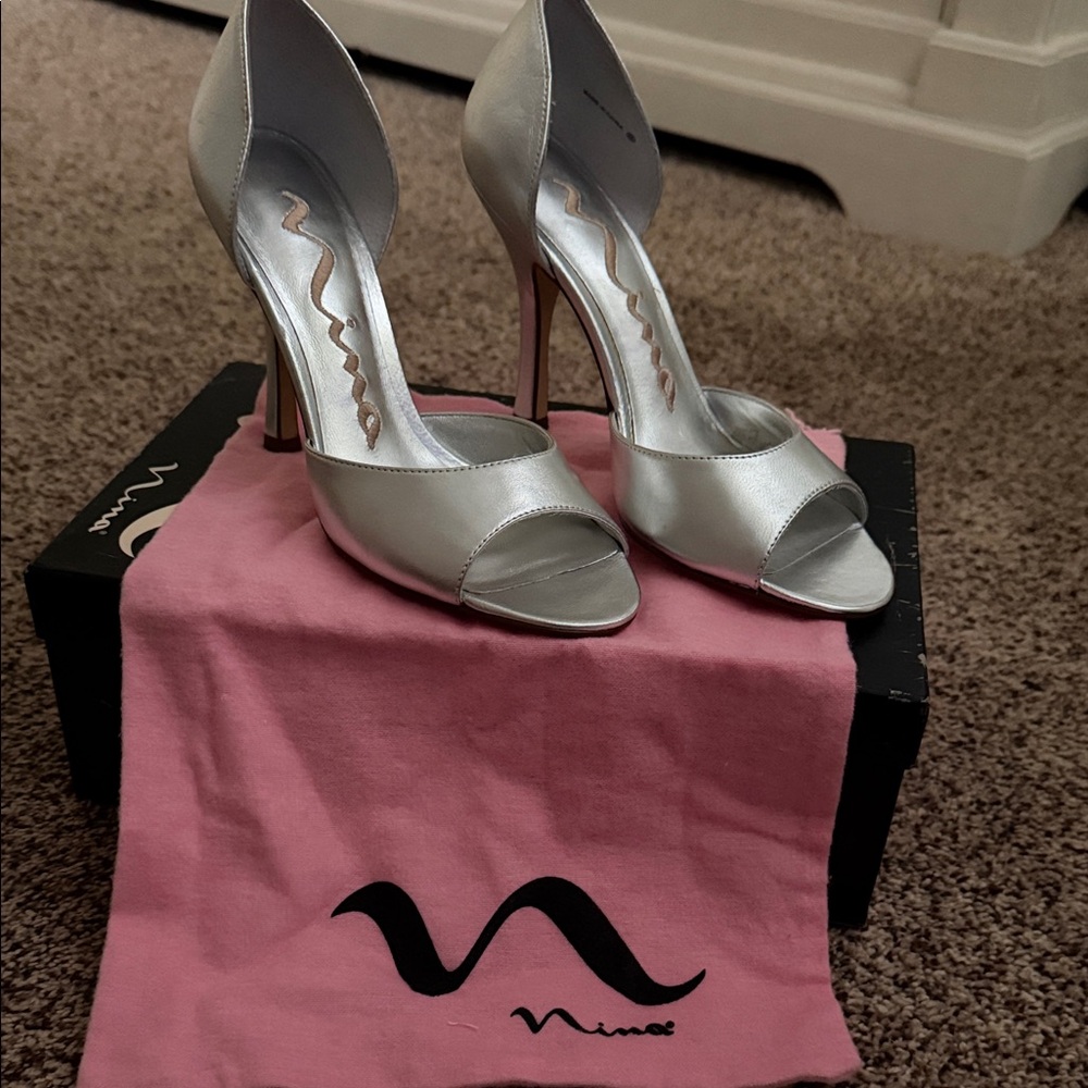 Nina Heels Metallic Silver Peep-Toe Heels